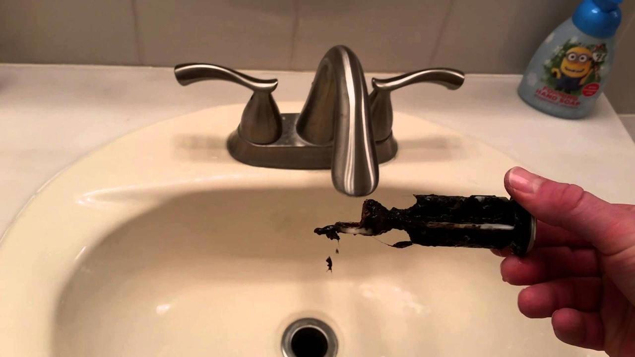 Bathroom Sink quick fix: How to remove and clean the Stopper - unclog si... #Bathroomsink