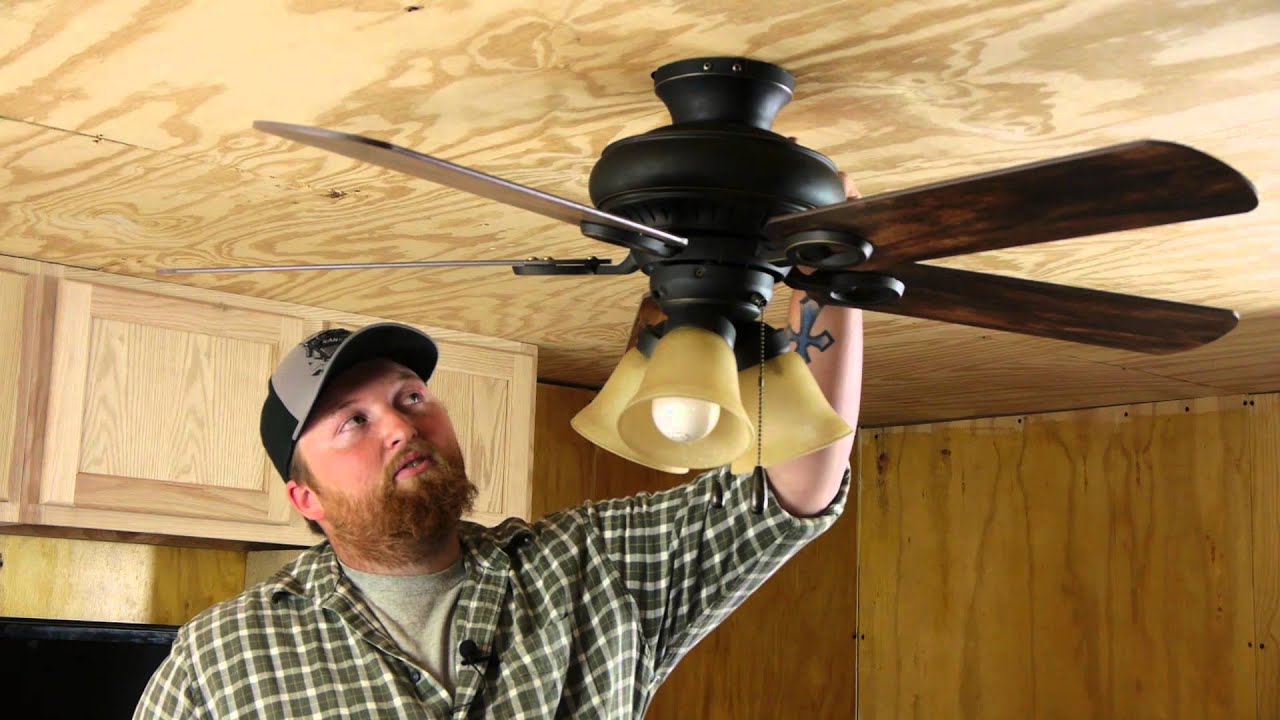 6 Effective Tips For Cleaning Dusty Ceiling Fans - Homemaking.com | Homemaking 101 | Daily