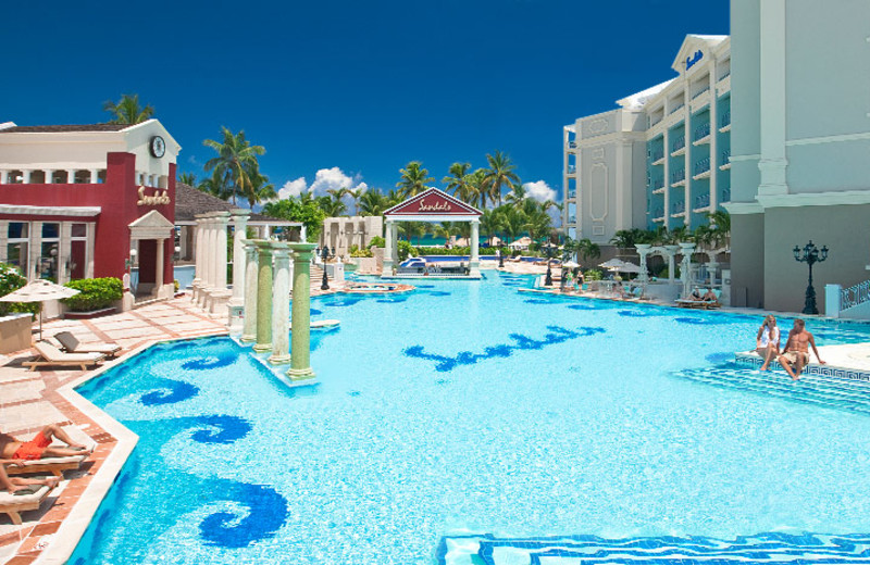 Sandals Royal Bahamian Resort and Spa (Cable Beach, ) - Resort Reviews - ResortsandLodges.com