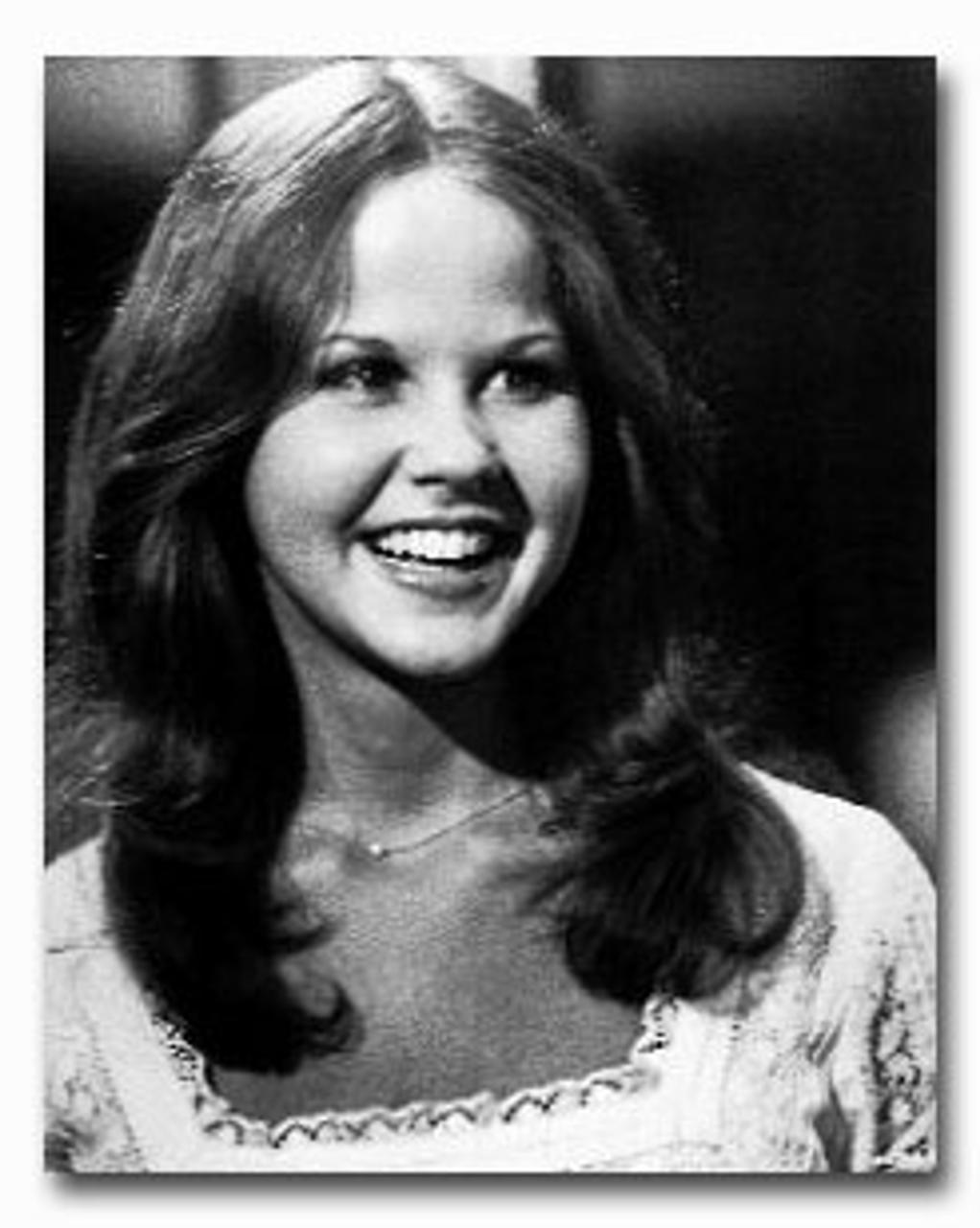 (SS2235480) Movie picture of Linda Blair buy celebrity photos and posters at Starstills.com